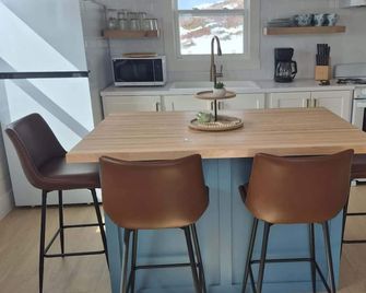 Durrell's Nook - Twillingate - Dining room