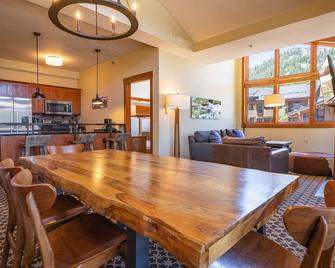 The Village At Squaw Valley - Olympic Valley - Dining room