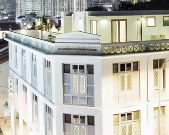 Social On Mayo - Singapore - Building