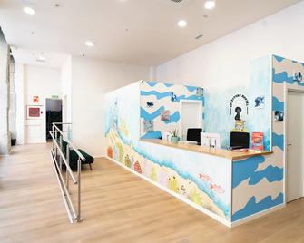 Adventure Hostel Madrid - Madrid - Recepción