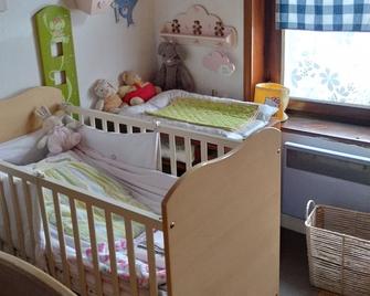 A la bonne franquette Family home rated 3-star furnished accommodation. - Marquise - Bedroom