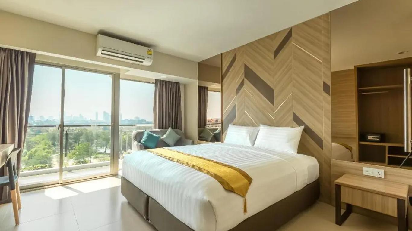 Paragon Grand Resort