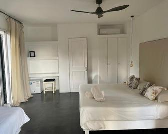 Sous Le Badamier - Grand Baie - Bedroom