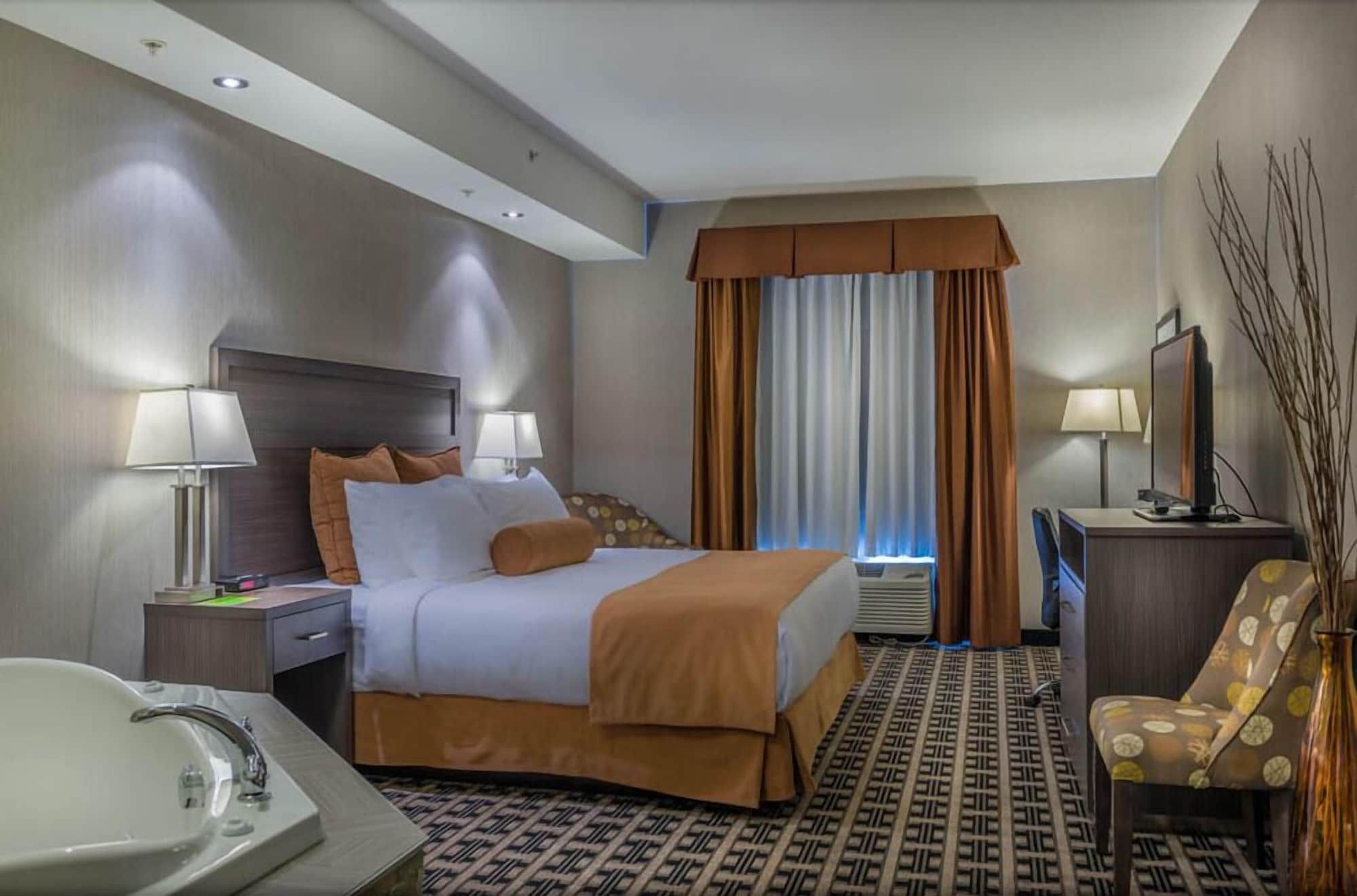 Timber Ridge Inn And Suites - Fox Creek - Schlafzimmer