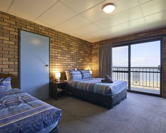 The Waterloo Hotel - Swansea - Bedroom