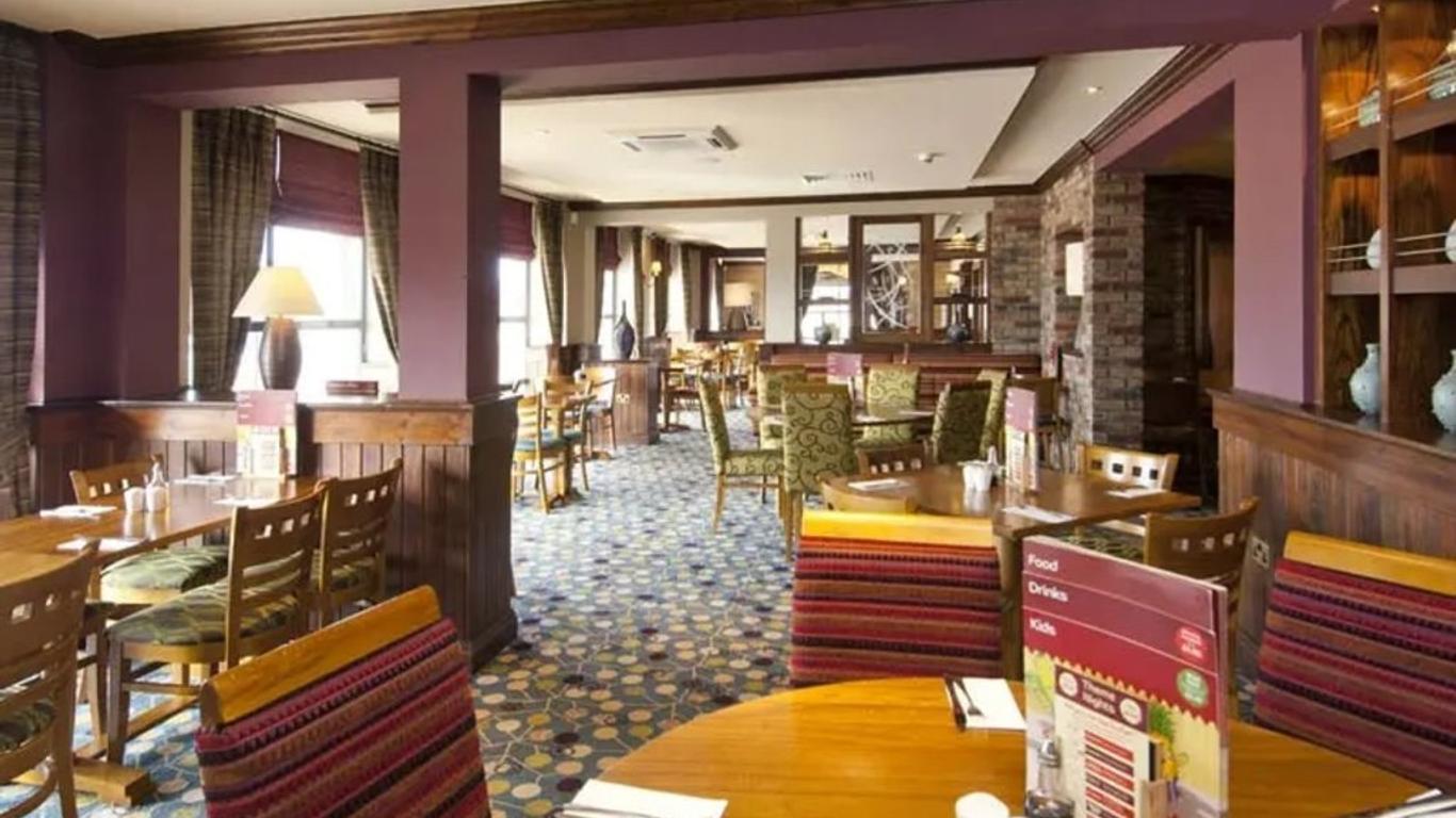 Premier Inn Hatfield