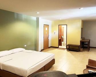 Sun Hotel - Phetchaburi - Bedroom