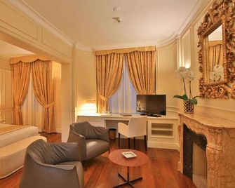 Hotel Rua Frati 48 in San Francesco - Modena - Schlafzimmer