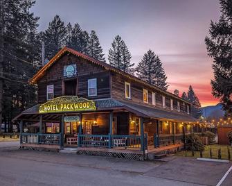 #8 Silver Falls Trail Suite 18+ Private Bath - Packwood - Gebouw