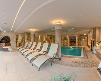 Hotel St. Georg - Mayrhofen - Pileta