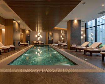Wyndham Grand Costa Del Sol Lima Airport - Lima - Piscină