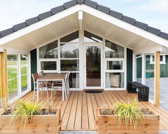 6 Person Holiday Home in Hjorring-by Traum - Hjørring - Patio