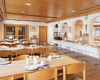 Hotel & Bildungshaus St. Jodern - Viège - Restaurant