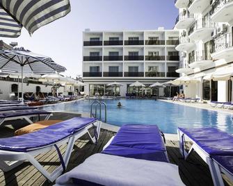 Ergin Hotel - Ayvalık - Piscina