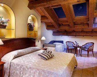 Locanda La Comacina - Comacchio - Ložnice