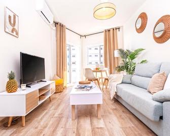 Club Maritimo at Ronda III - Fuengirola - Living room