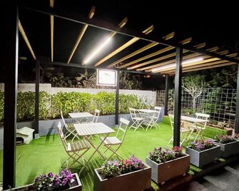 Pensión Cassandra - Arona - Patio