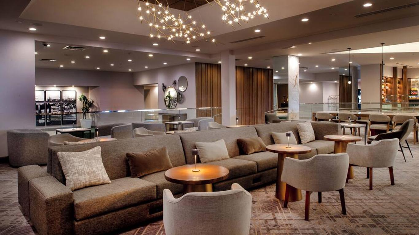 Hilton St. Louis-Airport