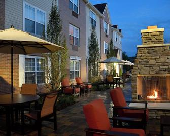 TownePlace Suites by Marriott East Lansing - East Lansing - Binnenhof