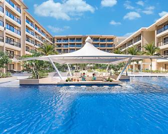 Henann Park Resort - בורקאי - בריכה