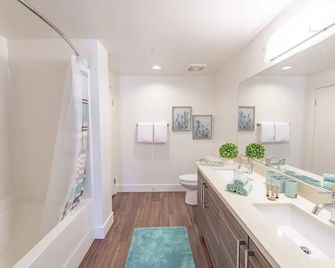 Orange County Luxury Apartments - Santa Ana