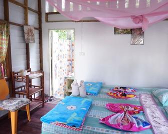 Baan Suan Kayoo Cottage 2 - Ko Payam - Schlafzimmer