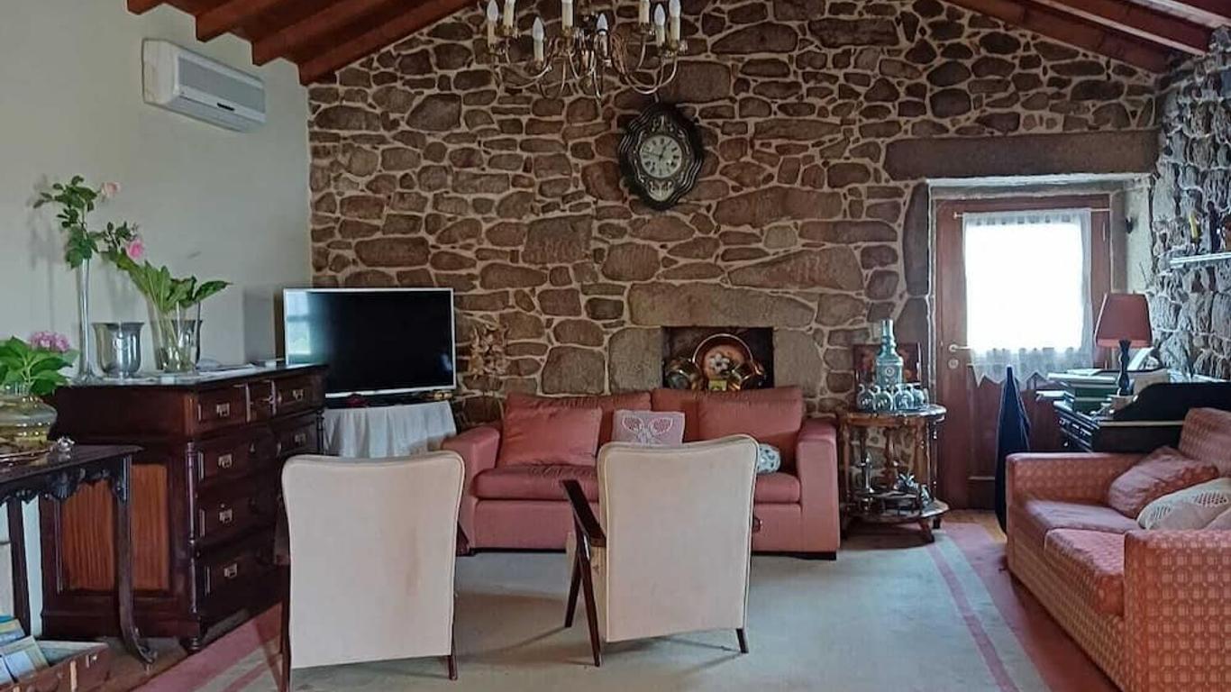 Outros Tempos Turismo De Aldeia