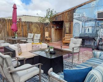 Trail Rider's Inn - Tombstone