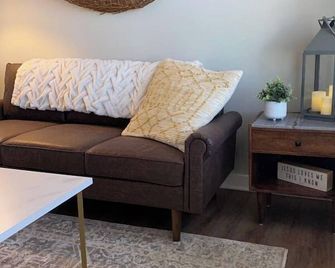 Retreat | High-Speed Wifi | Prime Location - Gray Court - Sala de estar