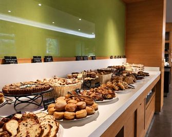 Bes Hotel Bergamo West - Mozzo - Buffet