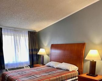 Sunwestern Suites - Douglasville - Soveværelse