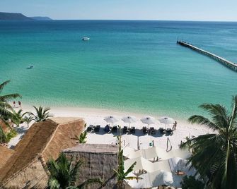White Sand Ark Resort - Koh Rong - Playa