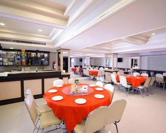 Cathay Hotel - Betong - Restaurant