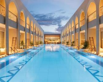 Navakiri Boutique Resort Satun - Satun - Pool