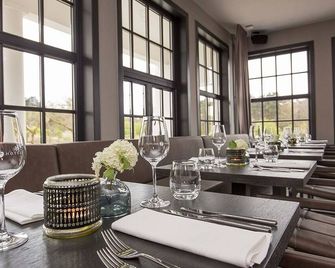 Explore Wassenaar from 2 Family Stay | Beach Vibes, Dune Views & Theme Parks - Wassenaar - Restaurace