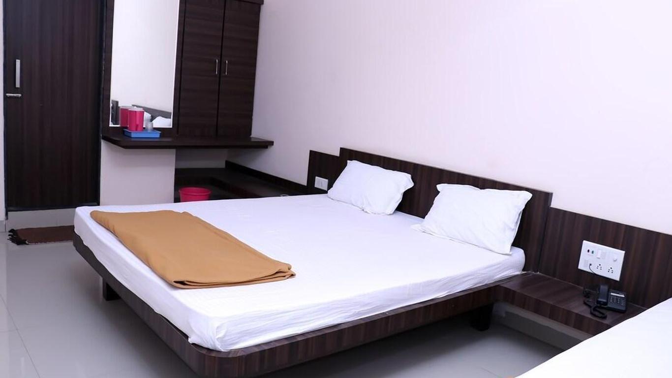 Hotel Rajyog Lodge