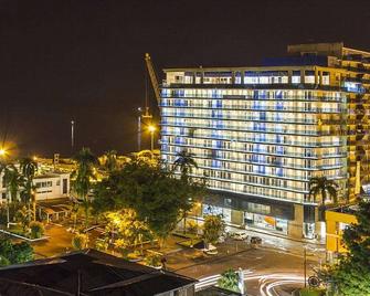 Cosmos Pacifico Hotel - Buenaventura - Building