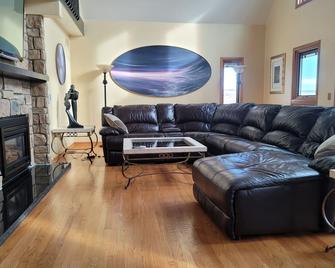 Rare country setting near Highlands Ranch, Littleton & Chatfield State Park - Morrison - Sala de estar