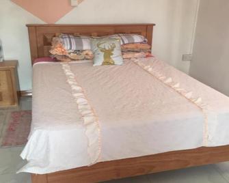 tina house - Bel Ombre - Bedroom
