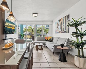 Costa Brava Condo by Otium - Ceiba