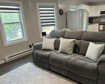 Leave Worries Behind - Wilkes-Barre - Sala de estar