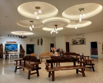 The Bay Edge Resort Kota Belud - Kota Belud - Lounge