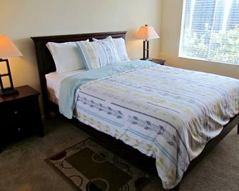 Wholefoods and Rodeo are next door! - Beverly Hills - Bedroom