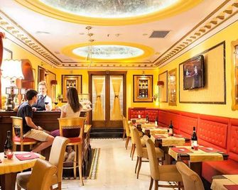 Hotel Manfredi Suite In Rome - Rome - Restaurant