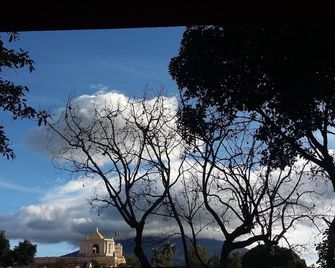 Socialtel Antigua - Antigua Guatemala - Vista esterna