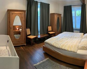 Köbelerhof - Stilvoll eingerichtete Landwohnung - Rettert - Habitación