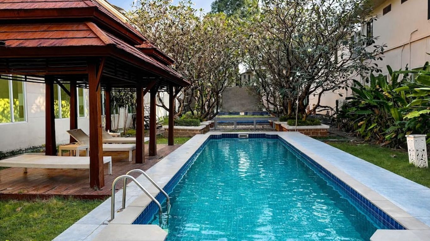 曼谷天然温泉度假村