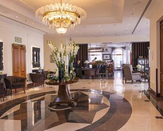 Radisson Royal Hotel, St Petersburg - Saint Petersburg - Lobby