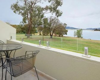 Horizons 407 - Jindabyne - Balkon