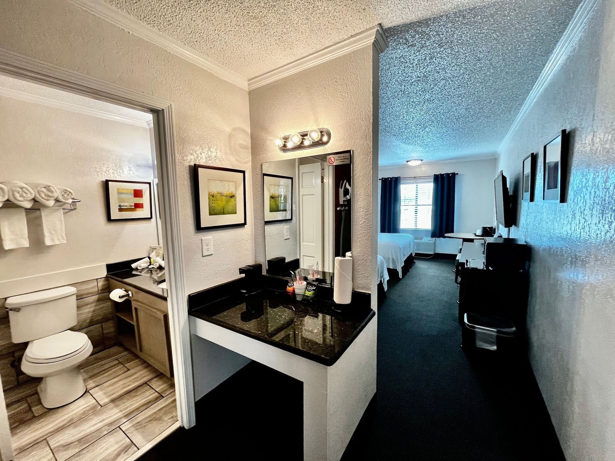 At Home Inn & Suites - Pensacola